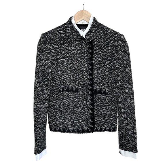 Chanel 2017 Black White Tweed Wool Blend Lion CC Button Jacket 38 - Picture 1 of 16